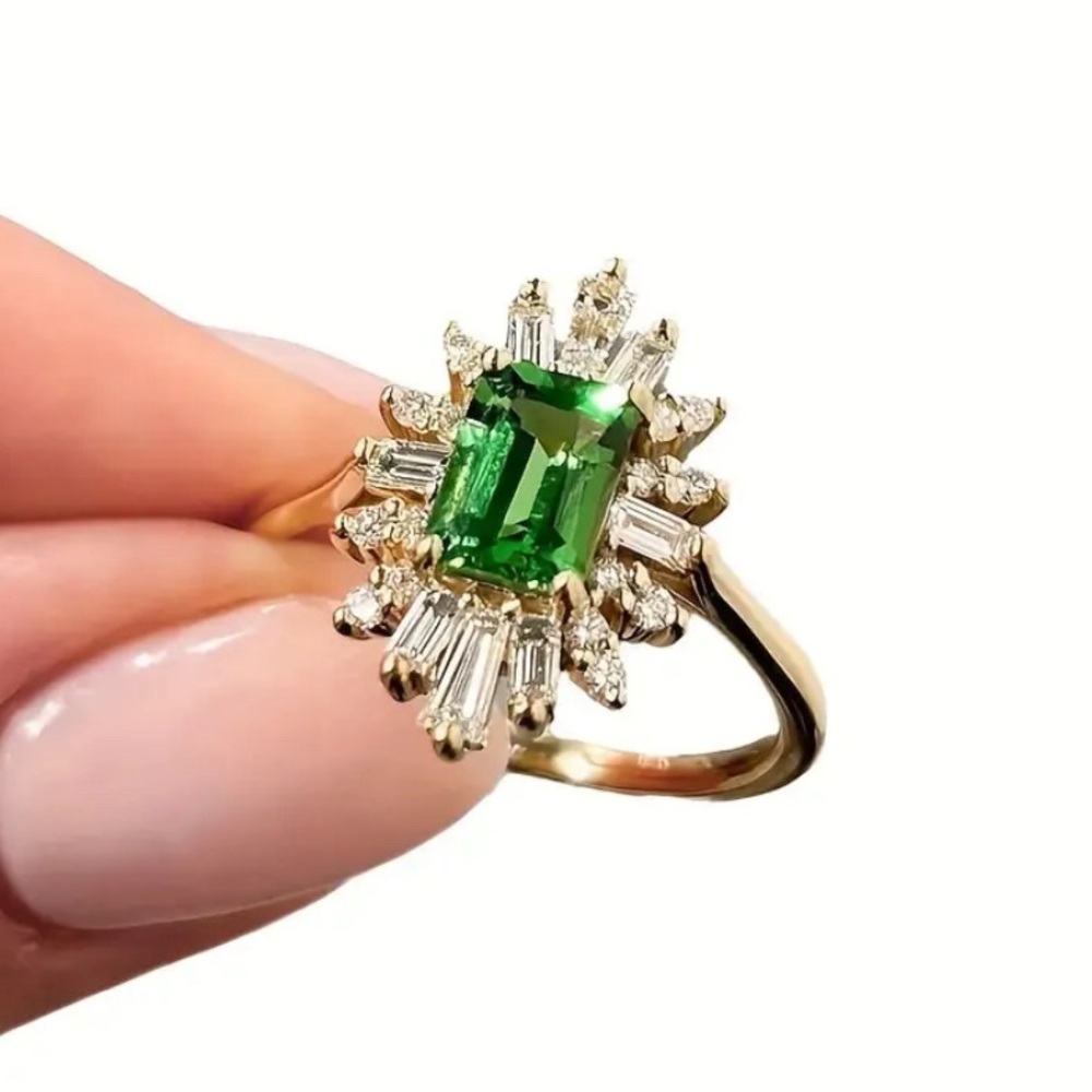 Gold & Emerald Zircon Design Ring